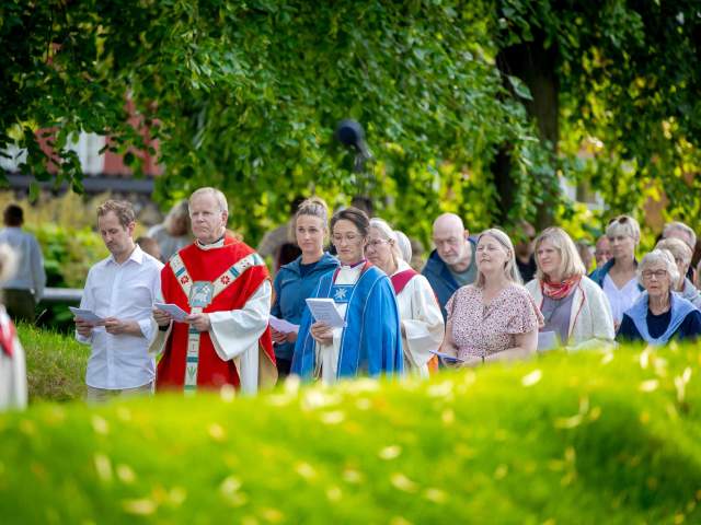 Mennesker på Olsokvandring
