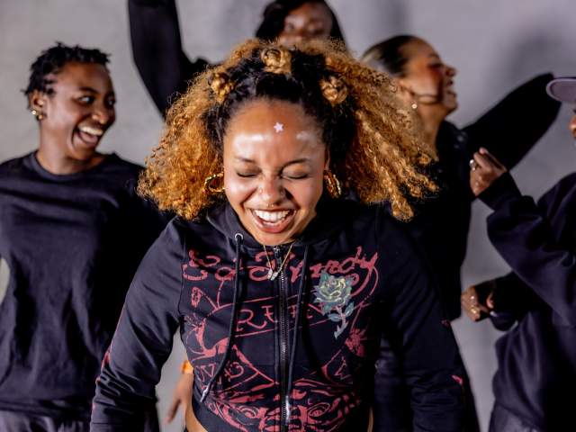 Mennesker som danser, B16: In Motion – en rå danseforestilling