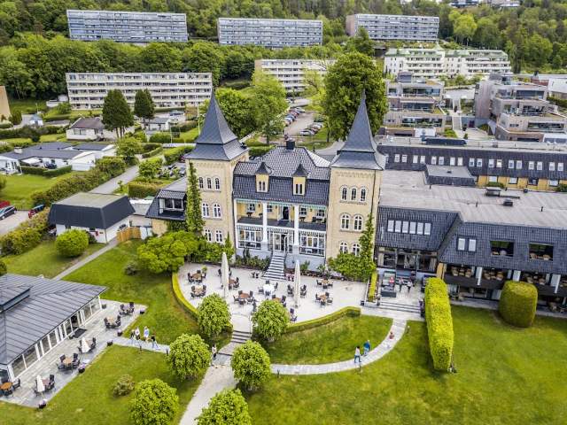 Fugleperspektiv av Hotell Refsnes Gods