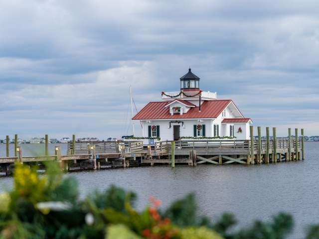 Celebrate Christmas & NYE On the Outer Banks