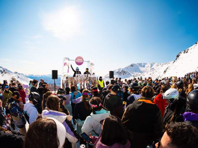 A group of party goers at Snow Machine Remarkables Ice Bar Party in Queenstown