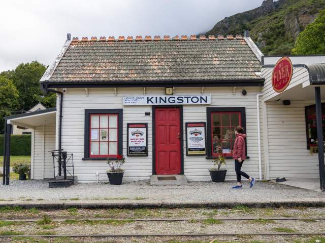 Kingston Flyer Cafe & Bar