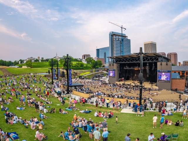 Allianz Amphitheater