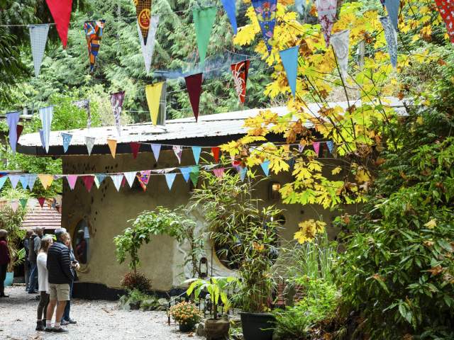 MudMoon Studio on the Sunshine Coast Art Crawl