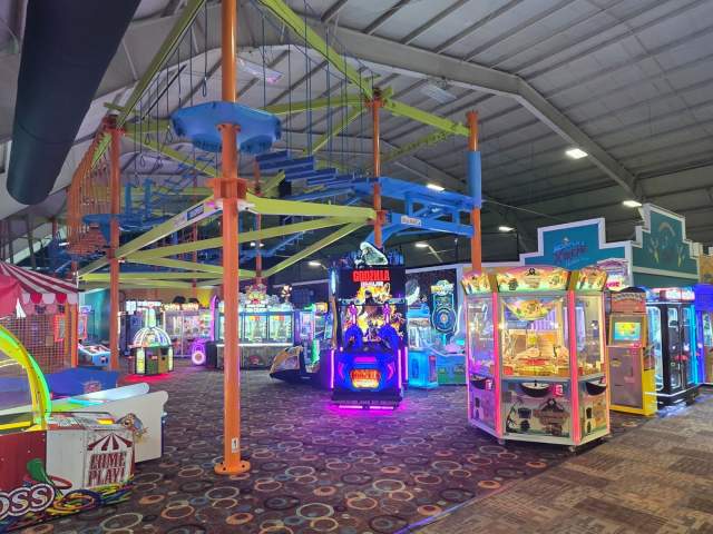 Picture of High Ropes Course and Arcade Games at Hooplas Xtreme Family Fun