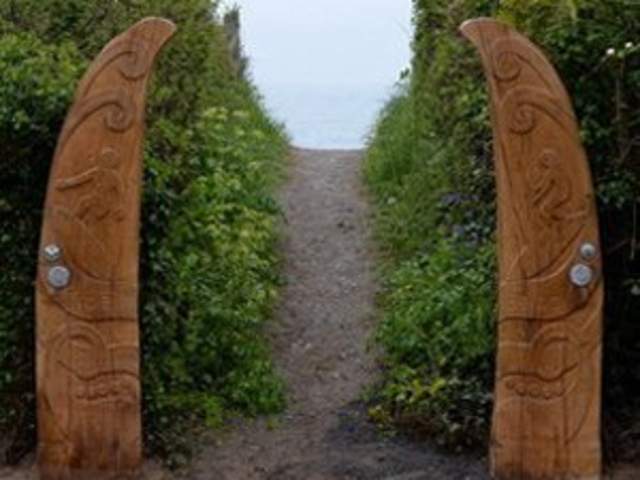 Arch Sculpture