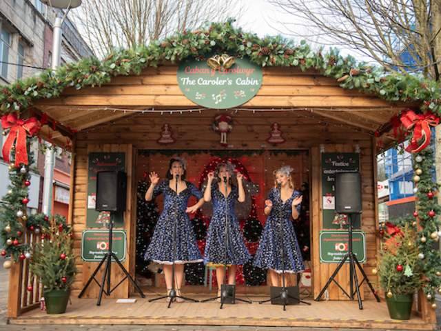 Mistletoe and Markets 2025