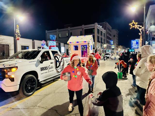 Light Your Way Christmas Parade