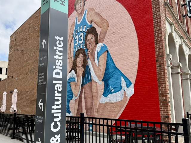 41/40 signpost at Larry Bird Sports Illustrated mural