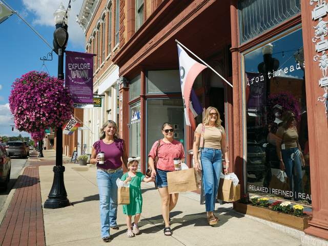 Shopping in Uptown Marysville