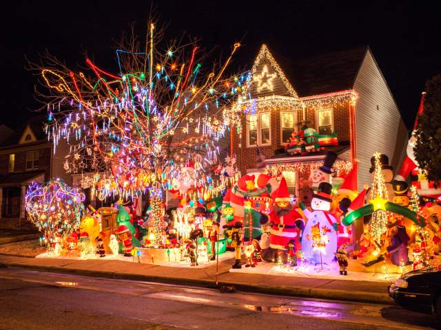 Virginia s Most Over The Top Holiday Decorations