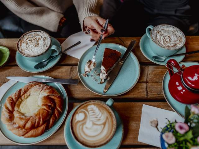 Tiara Cafe
