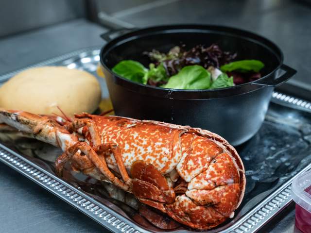 Kokt hummer fra Reinhartsen