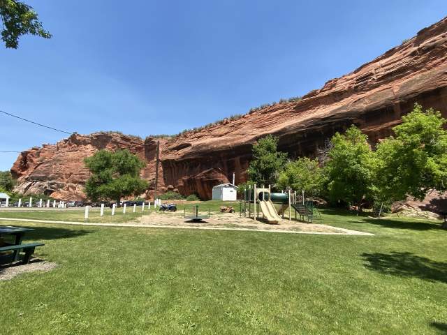 Ayres Natural Bridge park and picnic area.