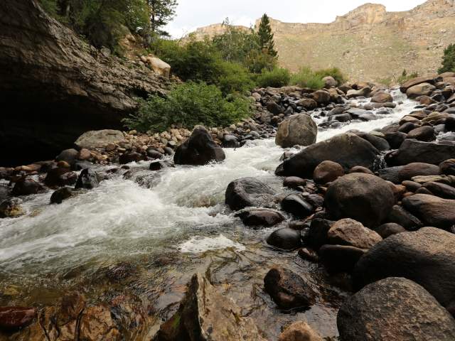 Sinks Canyon river