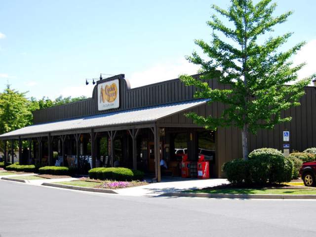 Cracker Barrel/Old Country Store Carlisle