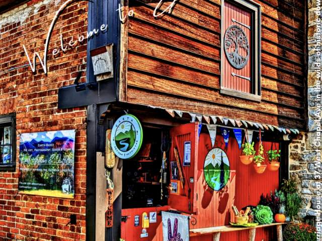 Earth Artisan & Outfitter