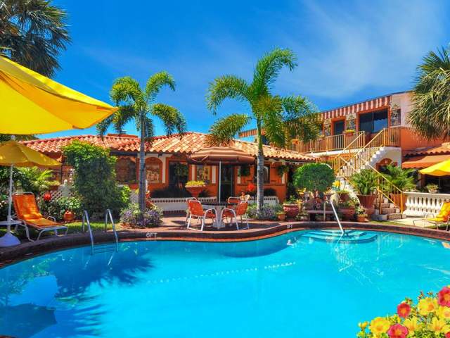 BLUE SEAS COURTYARD