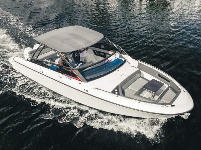 100 PRO BOATS & GOLF CARTS