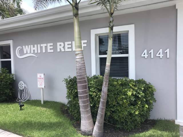 WHITE REEF HOTEL BY THE SEA