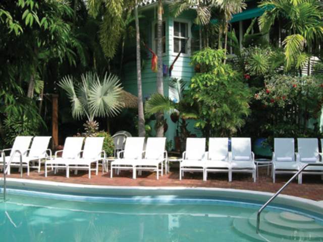 PINEAPPLE POINT GUEST HOUSE