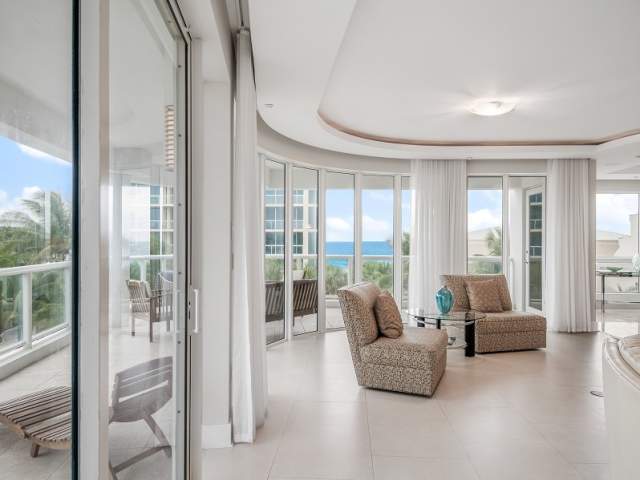 HARBOR BEACH RESIDENCES - LUXURY BEACHFRONT RESIDENCES