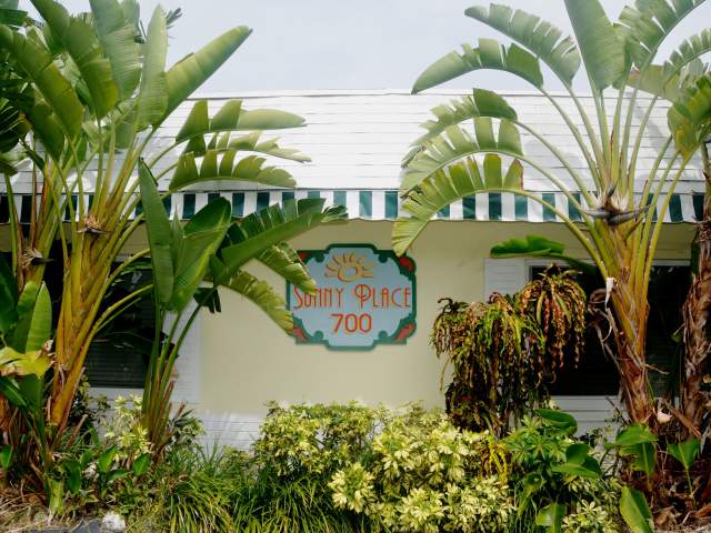 SUNNY PLACE APARTMENTS
