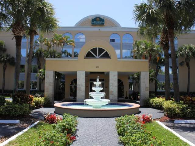 LA QUINTA INN & SUITES DEERFIELD BEACH I-95