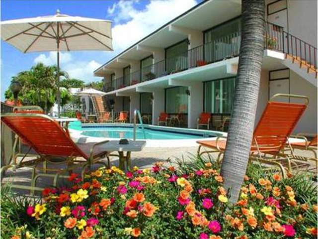 SEA CLIFF HOTEL