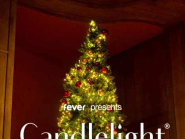 Candlelight: Christmas Carols on Strings