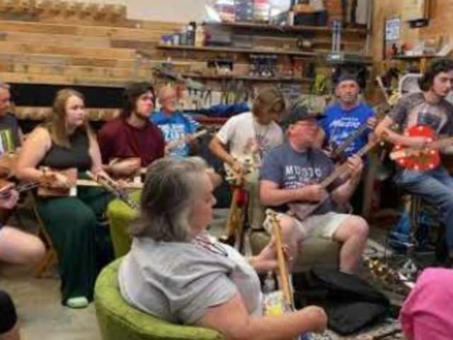 Cigar Box Guitar Lessons