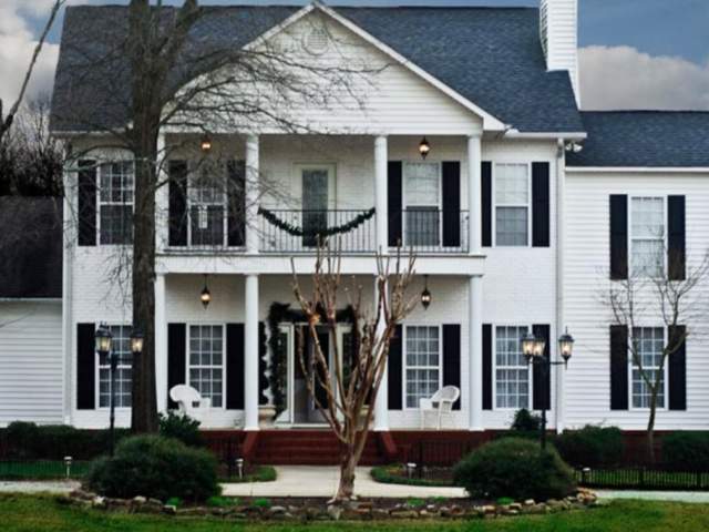 Annabella at Cedar Glen