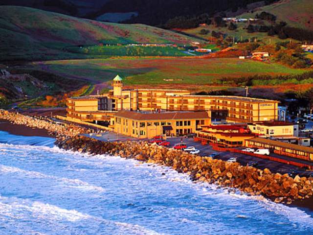Lighthouse Hotel