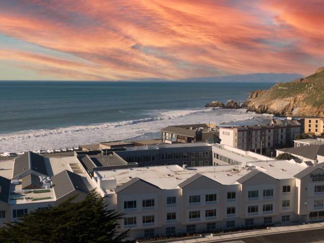 Fairfield Inn & Suites San Francisco Pacifica