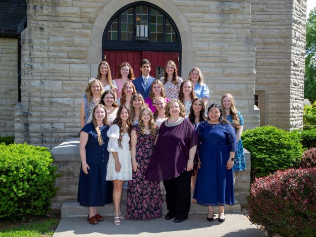 Nursing Pining and Blessing Ceremony at College of the Ozarks