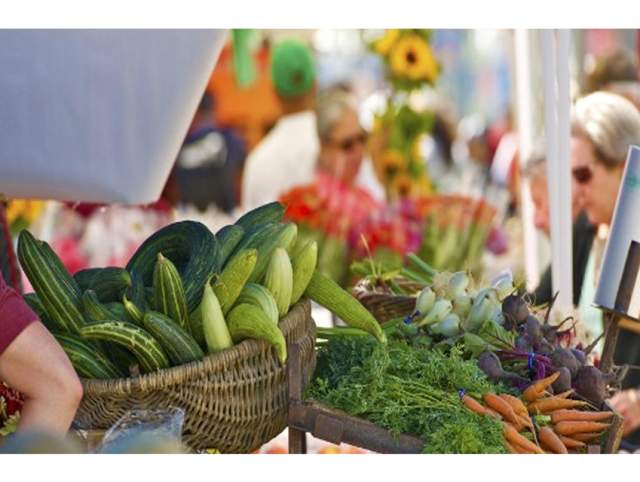Leo-Cedarville Farmers Market