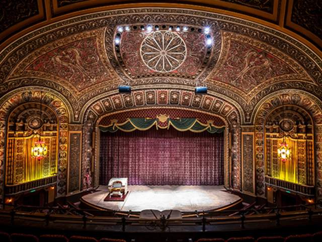 Embassy Theatre auditorium feature the Grande Page pipe organ on stage.