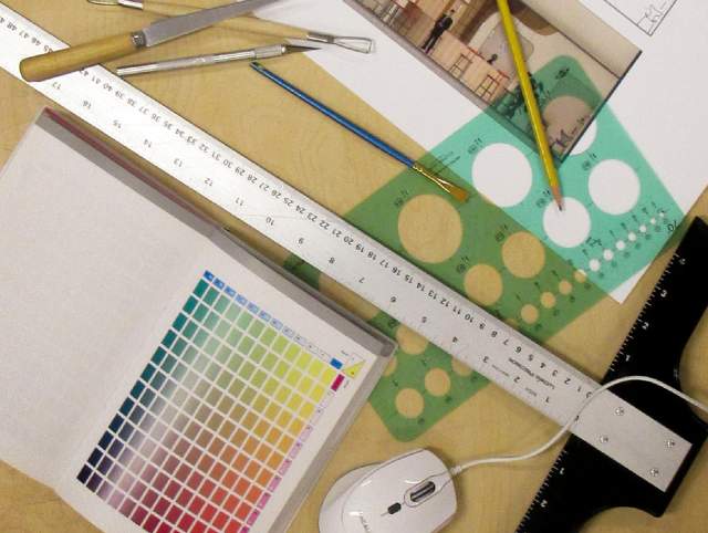 photo of art supplies