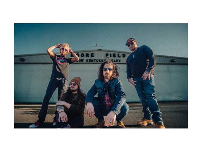 Black Stone Cherry with Them Dirty Roses and Ayron Jones