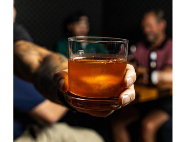 Four Roses Bourbon Tasting at Urban Golf