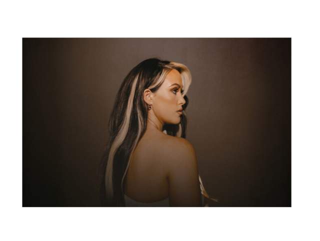 Country artist for the Things You Didn’t See Tour