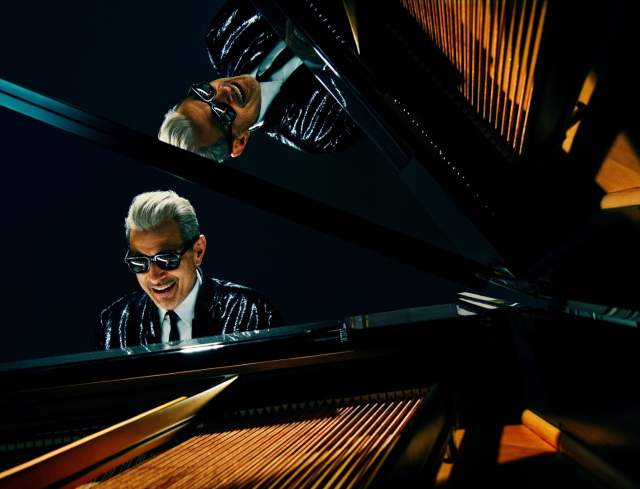 Jeff Goldblum & The Mildred Snitzer Orchestra