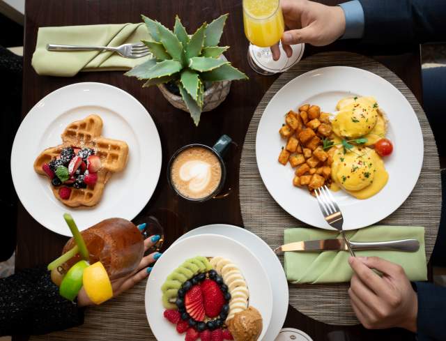 Celebrate Mom in Elegance This Mother’s Day at Safina Restaurant