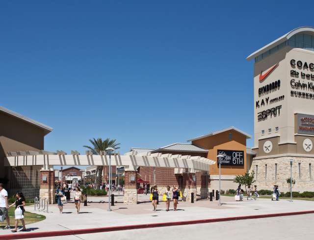 FREE Digital VIP Coupon Book - Houston Premium Outlets