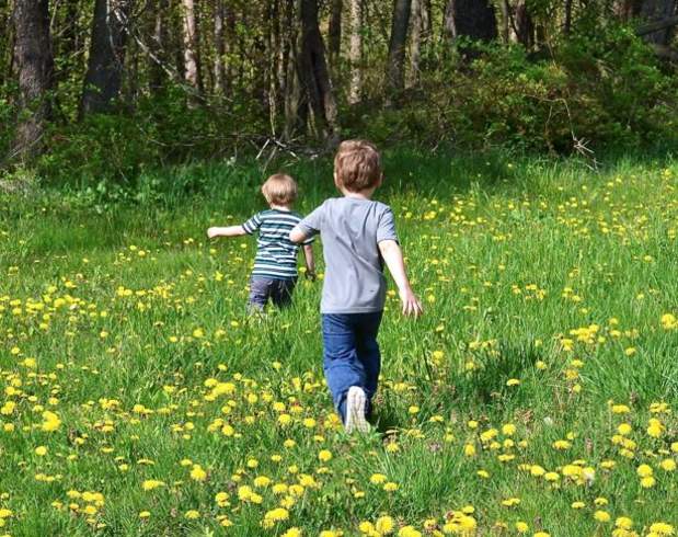 Kids Running