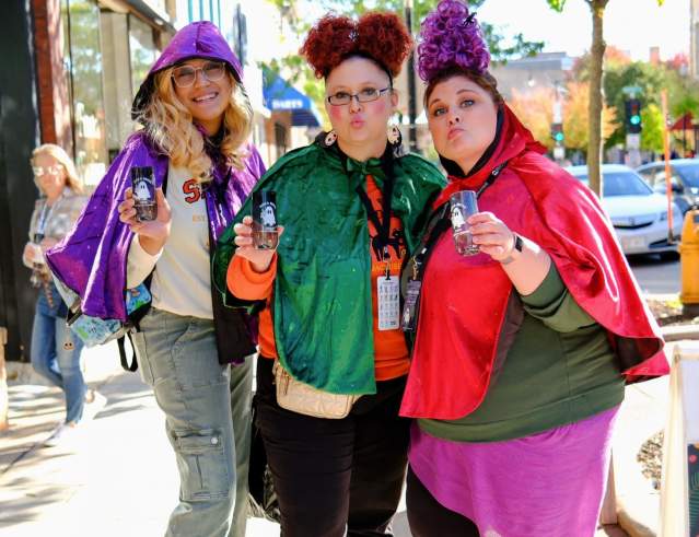 Boos & Brews - Seltzer & Cider Stroll