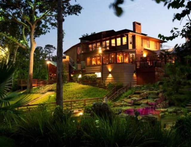 Brenner's Steakhouse on the Bayou