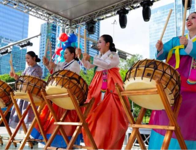 Houston First Celebrates AANHPI Heritage Month at Avenida Houston