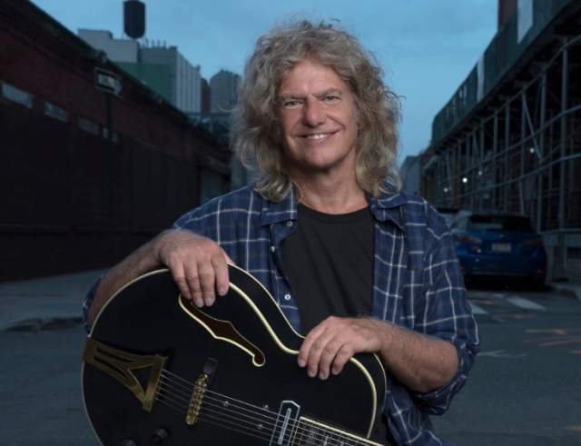 Pat Metheny Side-Eye