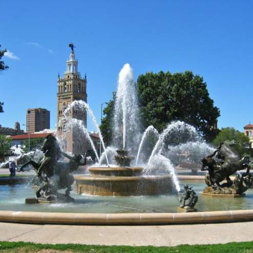 Fountain in Mill Creek Park